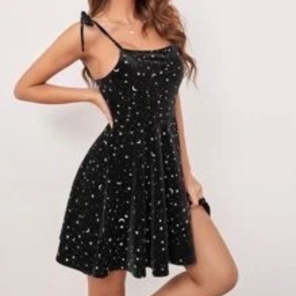 Galaxy Print Knot Shoulder Velvet Cami Dress Small